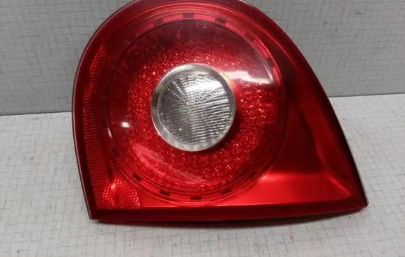 Volkswagen Golf V Tailgate rear/tail lights 1K6945094E