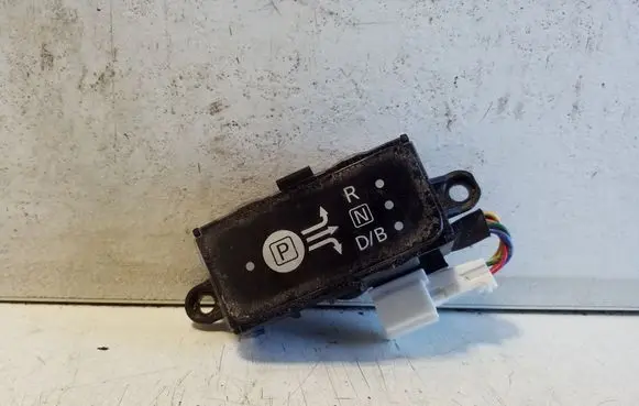 Nissan Leaf I (ZE0) Gear shift selector indicator R6211