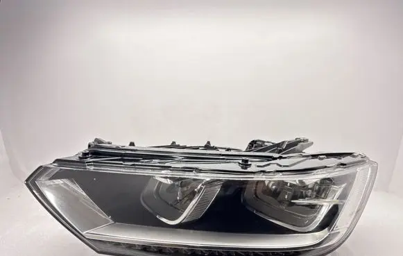 Volkswagen PASSAT B8 Headlight/headlamp 3G1941035C 90049922