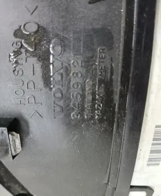 Volvo S80 Speedometer (instrument cluster) 945982