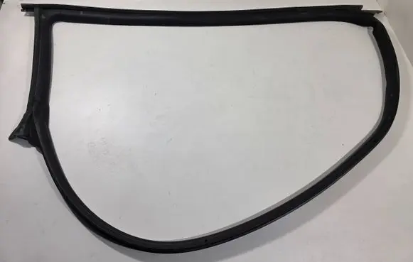 Tesla Model Y Rubber seal rear door 1090499-00-L