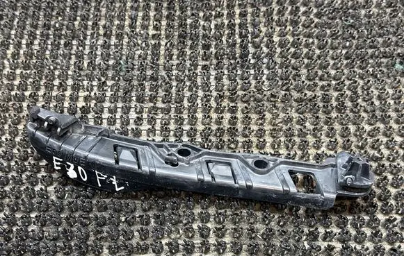 BMW 5 E60 E61 Front bumper mounting bracket 7178077