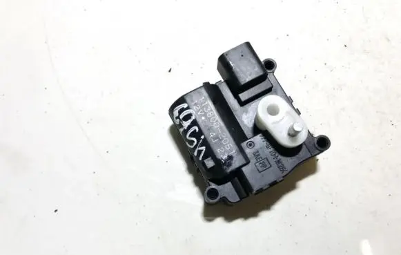 Toyota Corolla Verso AR10 Air flap motor/actuator 1138002051 113800-2051