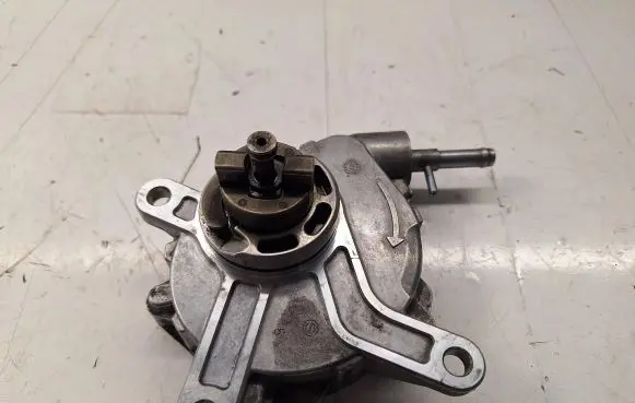 Vacuum pump