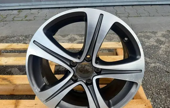 Mercedes-Benz E W213 R17 alloy rim A2134011200