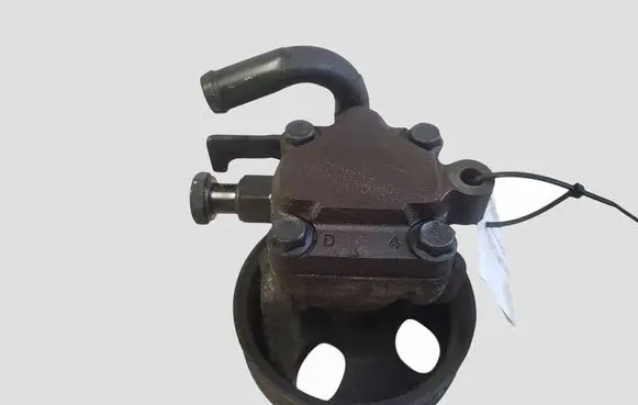 KIA Sorento Power steering pump 3Z17D080