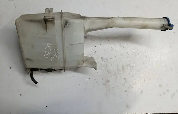 Windshield washer fluid reservoir/tank