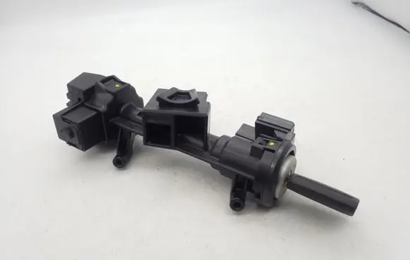 Ford Focus Ignition lock BV6N3F642AE