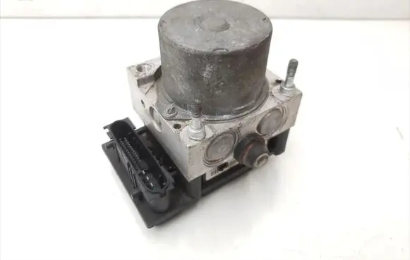 Renault Clio II ABS Pump 0265800335 0265231333 8200229137