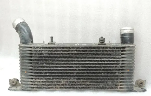 Mitsubishi Pajero Intercooler air channel guide MR404751