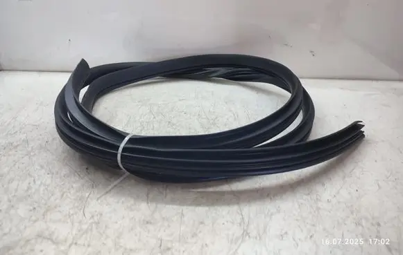 KIA Optima Rear door rubber seal (on body) 