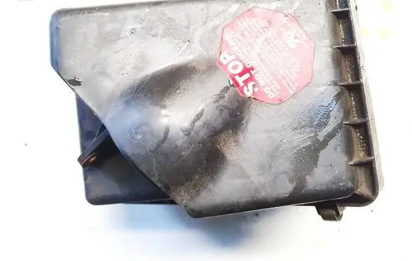 Mazda 323 Air filter box