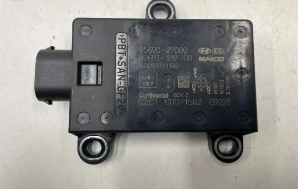 Hyundai ix35 ESP acceleration yaw rate sensor 956902P000 BG6813B200 A2C53311192