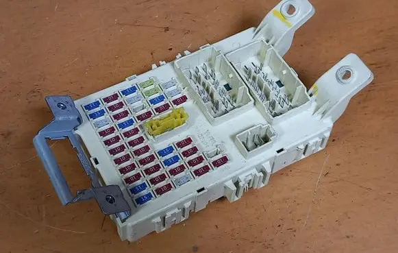 Hyundai ix20 BSM Control unit 919501K520