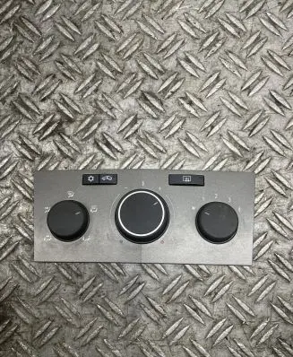 Opel Zafira B Climate control unit
