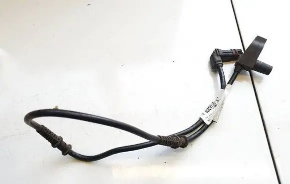 Mercedes-Benz C AMG W204 ABS brake wheel speed sensor A2045400005 2105407781