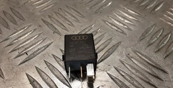 Volkswagen Golf VI Other relay 4H0951253C