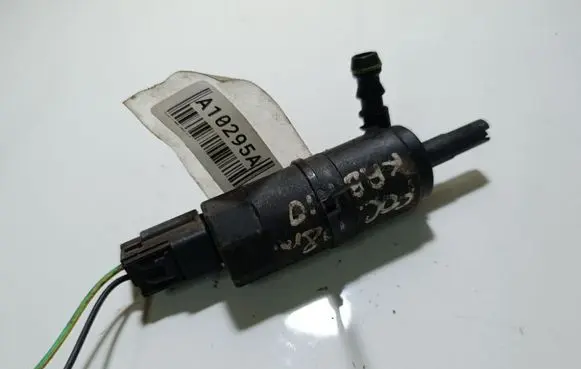 Ford Focus C-MAX Windscreen/windshield washer pump 5W9313K0824A