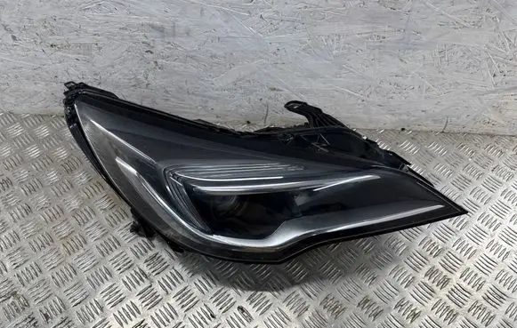 Opel Astra K Headlight/headlamp 39047199 7960400000 662588537