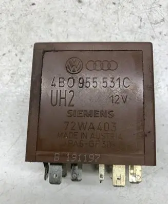 Audi A6 S6 C5 4B Window wiper relay 4B0955531C 72WA403 389