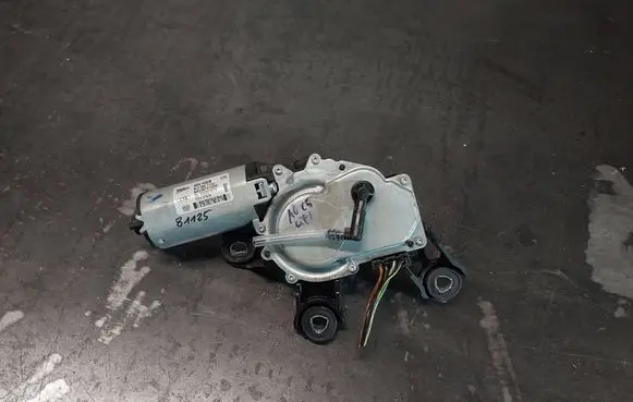 Audi A6 S6 C5 4B Rear window wiper motor 8L0955711B