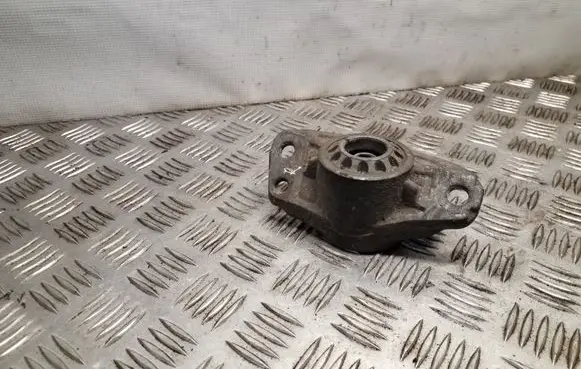 Skoda Superb B6 (3T) Front shock absorber mounting bracket 3C0513353C