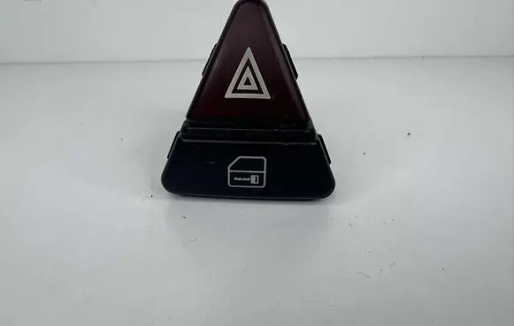 Mercedes-Benz A W168 Hazard light switch 1688206710 33100101