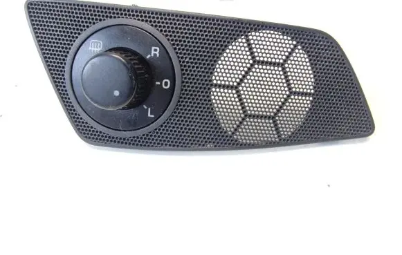 Skoda Octavia Mk2 (1Z) Wing mirror switch 1Z2959565E