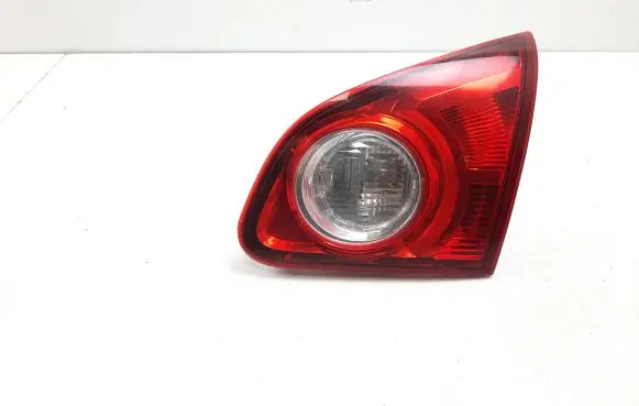 Nissan Qashqai+2 Tailgate rear/tail lights 89071064