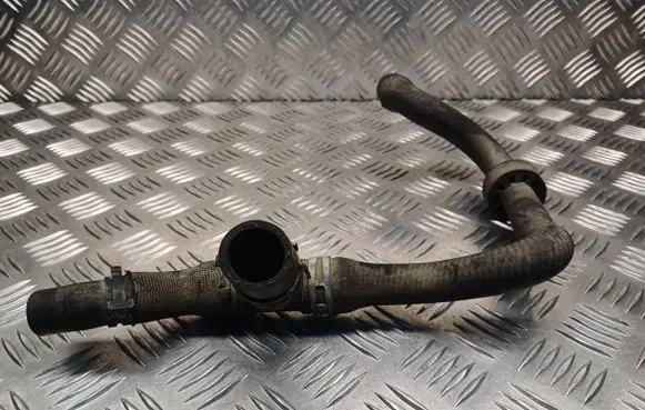 Mercedes-Benz C W203 Engine coolant pipe/hose 2038301996
