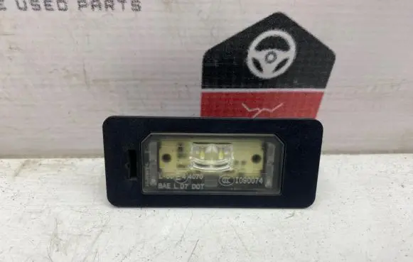 BMW 5 F10 F11 Number plate light 7193293