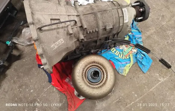 Jaguar XF X250 Automatic gearbox 8X237000AE 6HP28 3C8407373