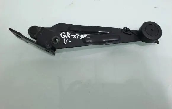 Volvo XC90 Tailgate hinge 30674750