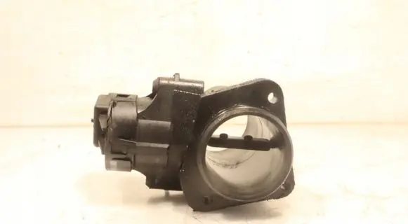Ford Focus Throttle body valve 