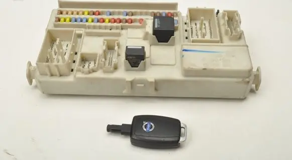 Volvo S40 Fuse box set 31254903