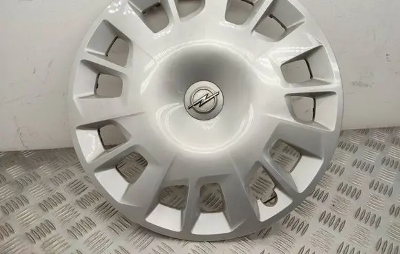 Opel Combo E R16 wheel hub/cap/trim YP00112980 YP00126380