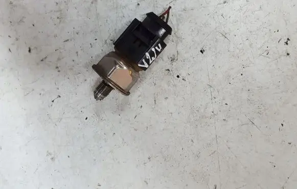 Volkswagen Golf VI Fuel pressure sensor 55PP1503