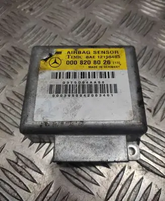 Mercedes-Benz C W202 Airbag control unit/module 0008208026