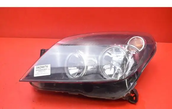 Opel Astra H Headlight/headlamp 93178635