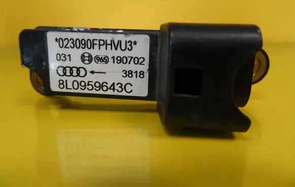 Audi A3 S3 8L Airbag deployment crash/impact sensor 8L0959643C