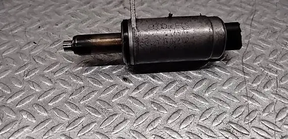 Audi A6 S6 C6 4F Valve oil control 06E103697E