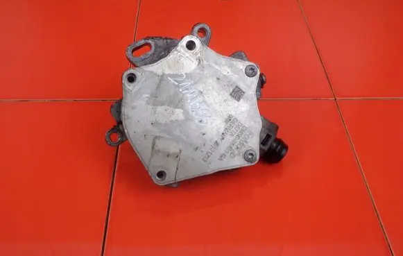 Ford Fiesta Vacuum pump CM5G2A451GA 21MB33