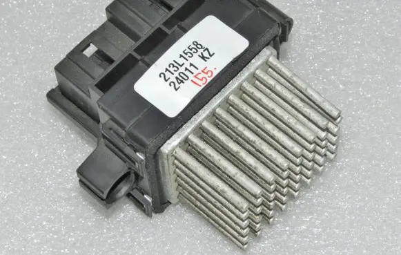 Lancia Thema Heater blower motor/fan resistor K68110616AA K68379071AA