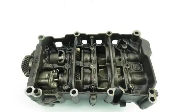 Volkswagen PASSAT B6 Oil pump balance shaft 03G103537B 03G103535B 03G115105E