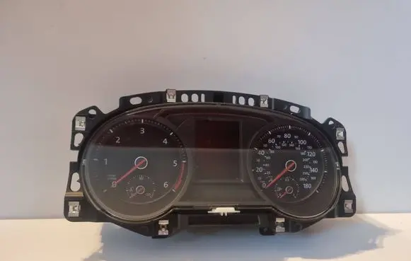 Volkswagen Golf VII Speedometer (instrument cluster) 5G1920957B