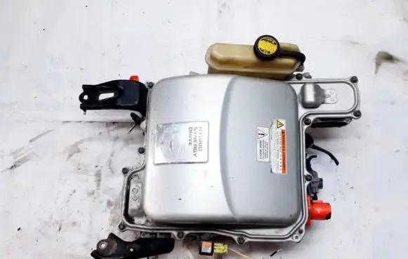 Toyota Prius (XW20) Voltage converter inverter 08000964212 g9270-47040