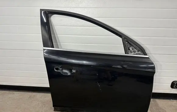 Volvo XC60 Front door