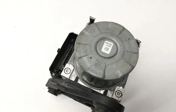 Volkswagen Tiguan ABS Pump 5Q0614517EF