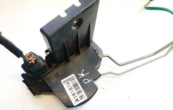 KIA Cerato Front door lock 
