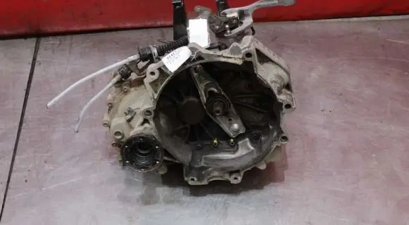 Seat Cordoba (6L) Manual 6 speed gearbox GKT